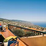 Namaste House I Pensionat 4*