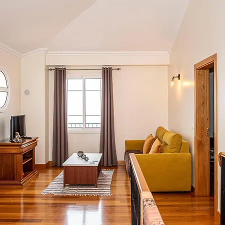 Namaste House I Penzion Relogio do Poiso