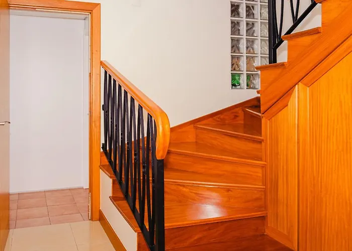 Гостевой дом Namaste House I Relogio do Poiso