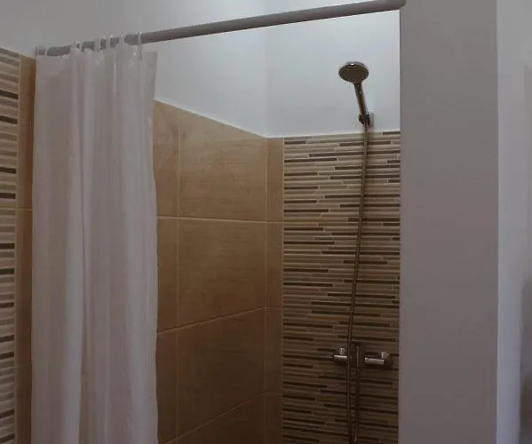 Namaste House I Гостевой дом Relogio do Poiso