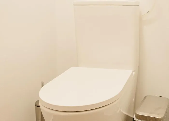 Namaste House I Relogio do Poiso