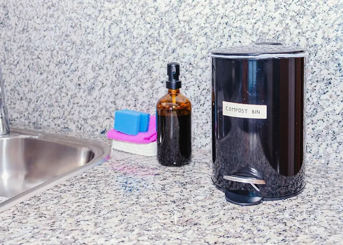 Namaste House I Relogio do Poiso